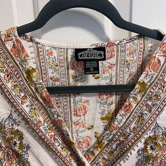 Angie V-Neck Flutter Sleeve Tie Front Top - Picture 11 of 16